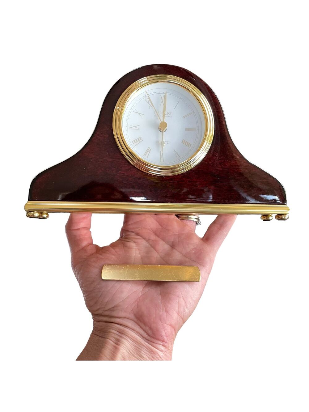 Danbury Clock Redwood Napoleon Mantle Cherry Brass Plaque Vintage 1990s NOS